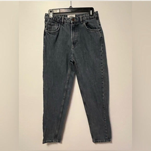 ZARA HIGH WAIST - MOM LEG - ANKLE LENGTH - 26 - Picture 2 of 7